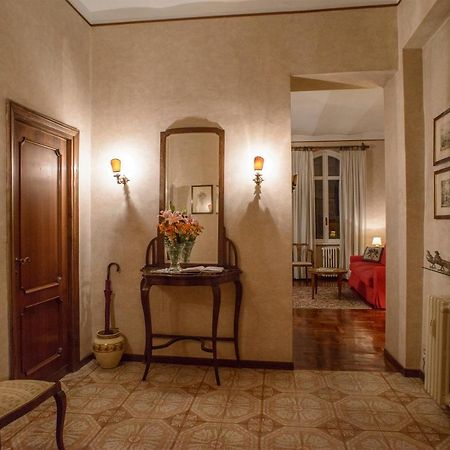 Amici Di Roma Apartment Ngoại thất bức ảnh