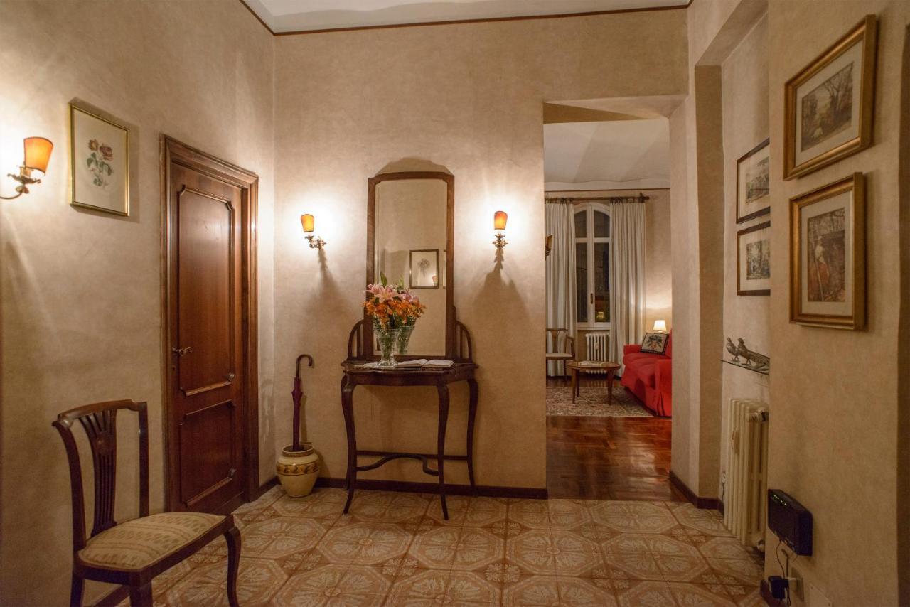 Amici Di Roma Apartment Ngoại thất bức ảnh