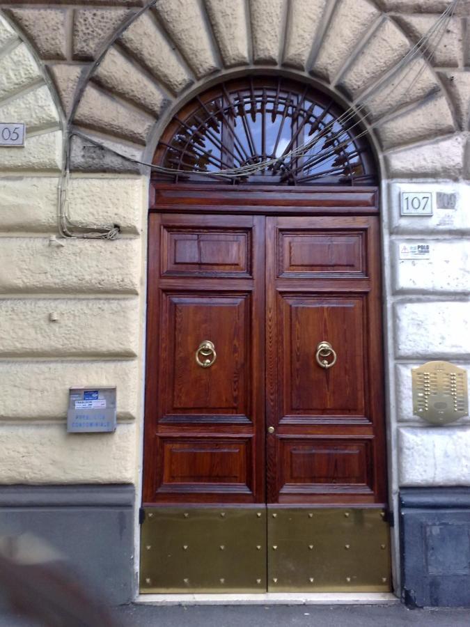 Amici Di Roma Apartment Ngoại thất bức ảnh