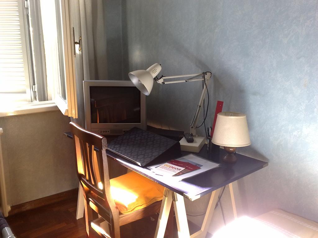 Amici Di Roma Apartment Ngoại thất bức ảnh