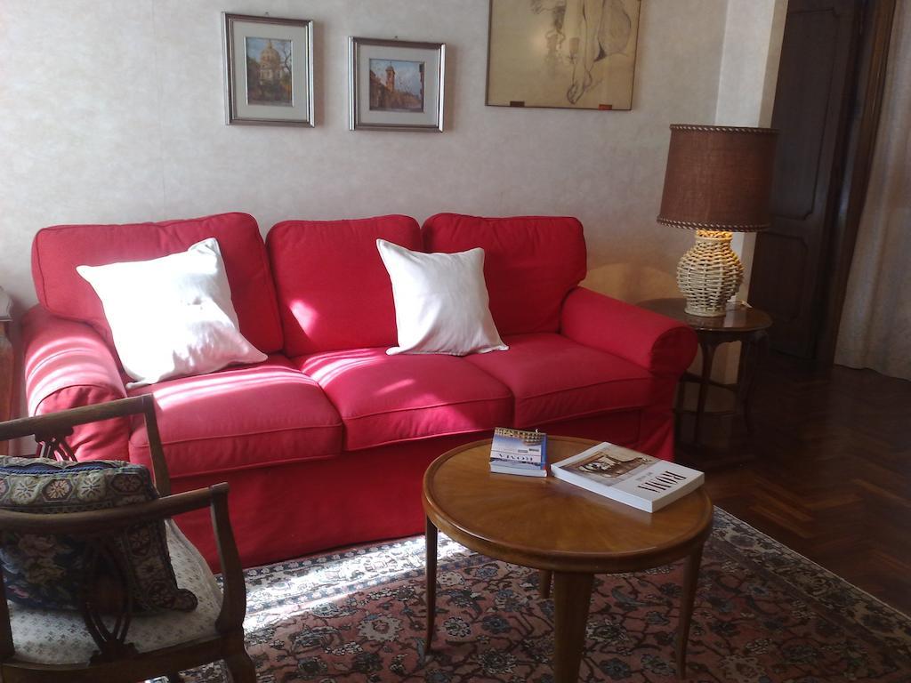 Amici Di Roma Apartment Ngoại thất bức ảnh