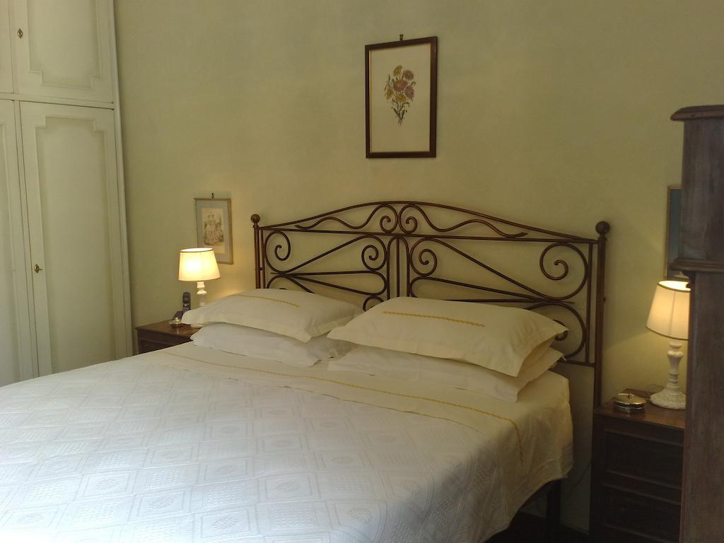 Amici Di Roma Apartment Ngoại thất bức ảnh